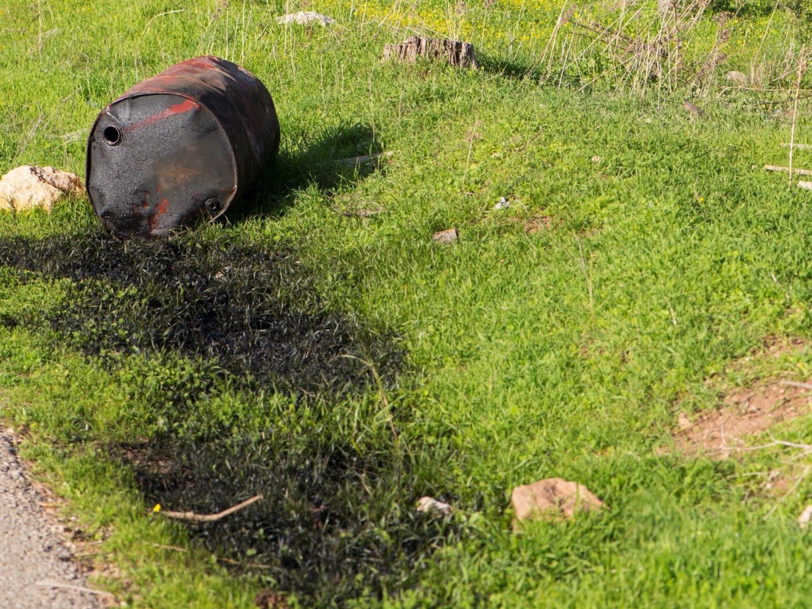 Oil spill along roadside